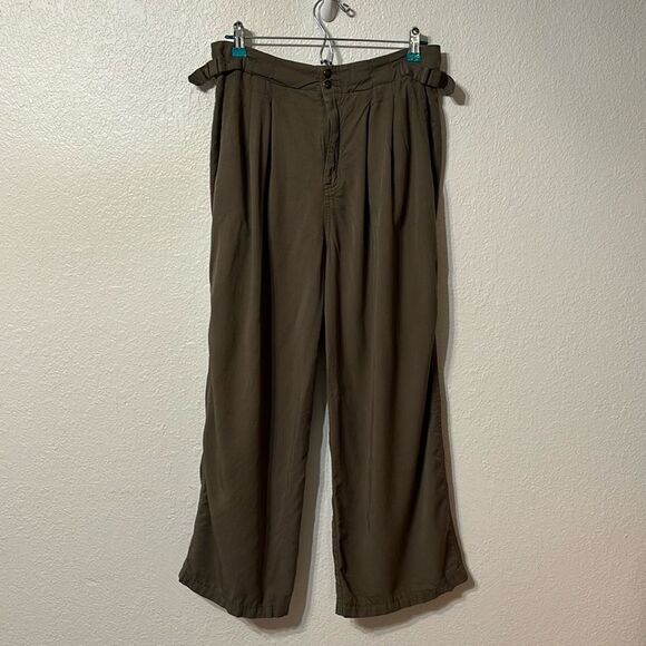 Urban Outfitters Tencel Straight Leg Pants Size 10 - Picture 1 of 7